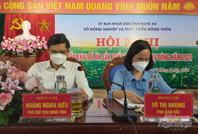 20210809_141042-184808_336.jpg Phó Chủ tịch Hoàng Nghĩa Hiếu yêu cầu ngành nông nghiệp, các địa phương phải bám sát tình hình, có phương án chỉ đạo quyết liệt để đảm bảo kế hoạch sản xuất vụ đông năm nay. Ảnh: Công Điền.