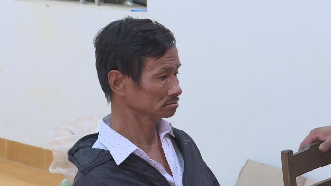 ong-phuong-tai-co-quan-dieu-tra-100726_609.jpg Ông Phương tại cơ quan điều tra.