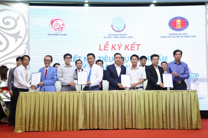 z2220065902150_a8a6c37b5aa713ee4c4316401829d001-164036_219.jpg Ninh Thuận đã tổ chức nhiều hội trợ, xúc tiến thương mại nhằm kết nối cung cầu tiêu thụ sản phẩm OCOP.