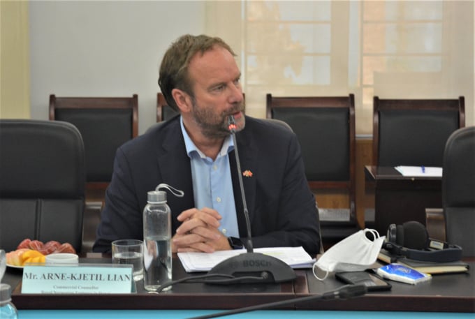 Norwegian Commercial Counsellor Arne-Kjetil Lian, Director of Innovation Norway in Vietnam. 