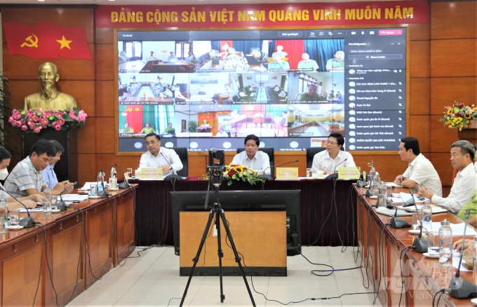 Overview of the Conference to review activities in the first half of the year and implement tasks for the second half of 2021 of Vietnam Administration of Forestry – VNFOREST on July 7. Photo: Pham Hieu. 