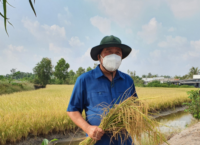 z3107855480253_46ef109b33ca743e80a1f135e901c19e-091054_628.jpg Ông Đỗ Minh Thắng Chủ tịch UBND TX Gia Rai chia sẻ với Báo NNVN . Ảnh: Trọng Linh.