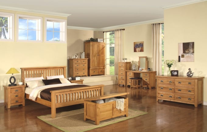 Vietnam ranks third in wooden furniture supply to the UK. Photo: TL.