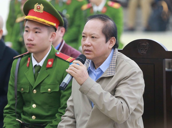 17-48-02_truong_minh_tun