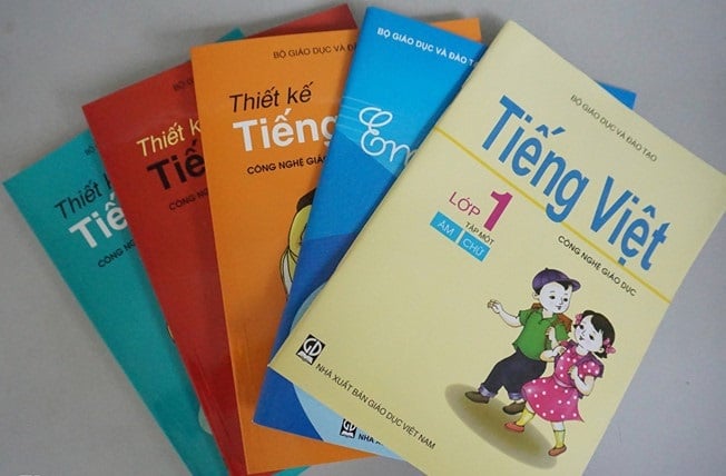 13-40-48_sgk_-_ho_ngoc_di