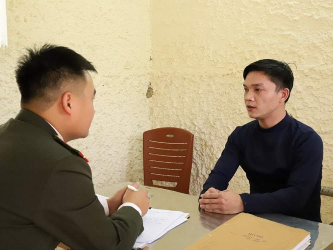 received_752798008576969-192425_943.jpeg Đối tượng Trần Đình Trường tại cơ quan điều tr. Ảnh: CAHT.