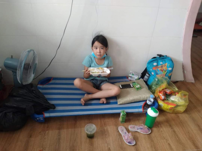 fb_img_1623238728602-184054_411.jpg Nhiều em nhỏ trên địa bàn xã Tân Lâm Hương thuộc diện F1 phải xa gia đình đi cách ly tập trung.