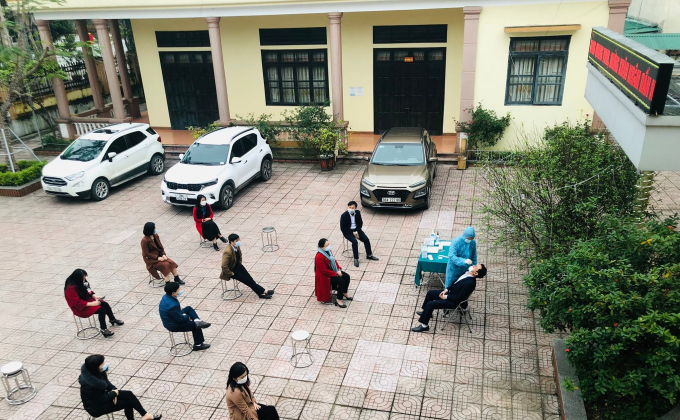 273533400_3220719821543269_2518228816887223378_n-170417_851.jpg Nhiều cơ quan, đơn vị, doanh nghiệp yêu cầu cán bộ, người lao động phải test nhanh Covid-19 trước khi vào cơ quan làm việc.