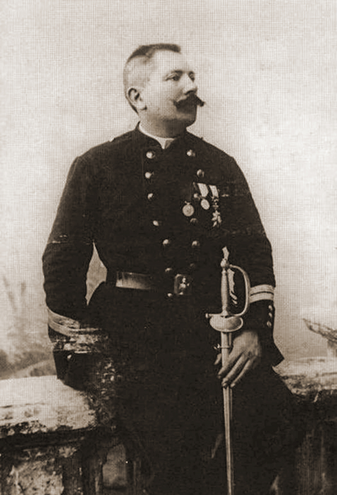 Nhiếp ảnh gia Pierre Dieulefils