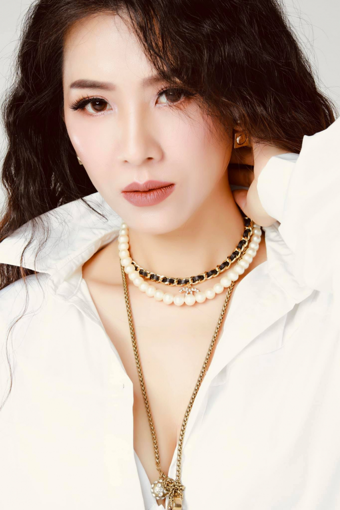 118487656_3267169656702614_8137161248792860684_o-195235_652.jpg Cựu người mẫu Yến Nhi góp mặt trong bộ phim 'Chọc tức vợ yêu'.
