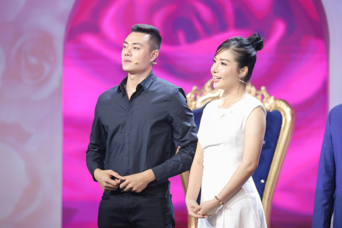 img_7735-215216_755.jpg Á hậu Chân Phương và người mẫu Lê Trần Kiên.
