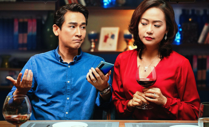 2-trang-mau-161543_521.jpg Hứa Vĩ Văn và Hồng Ánh trong 'Tiệc trăng máu'.