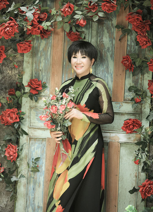 1-2468-1404095172-131131_260.jpg Danh ca Lệ Thu (1943-2021).