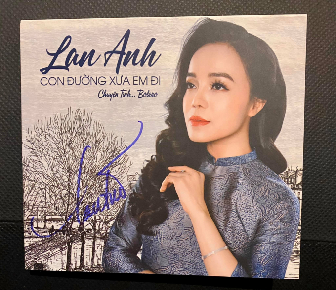 143123619_236925187989848_7197473944233436937_o-094057_279.jpg Album nhạc bolero của ca sĩ Lan Anh.