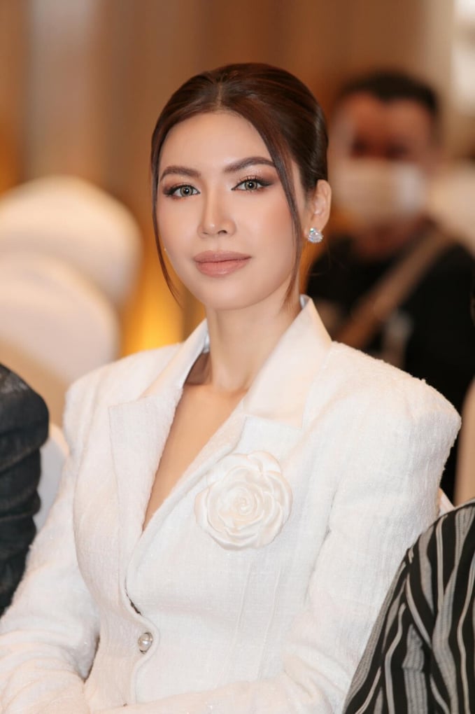 1-minh-tu-120310_505.jpg Siêu mẫu Minh Tú, thành viên trẻ nhất Ban chấp hành Hội Người mẫu Việt Nam 2021-2026.
