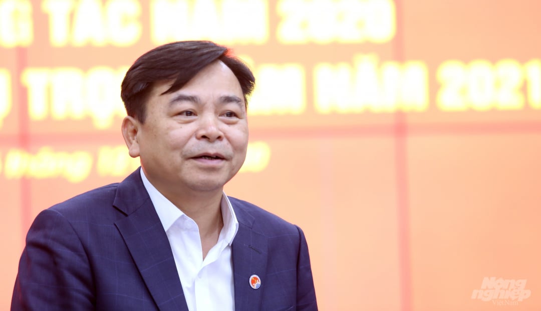 nam-2020--nganh-thuy-loi-ne-man-vuot-han-hieu-qua-171516_20201226_515.jpg Thứ trưởng Bộ NN-PTNT Nguyễn Hoàng Hiệp chỉ đạo hội nghị Tổng kết công tác năm 2020, triển khai nhiệm vụ trọng tâm năm 2021 của Tổng cục Thủy lợi. Ảnh: Minh Phúc.