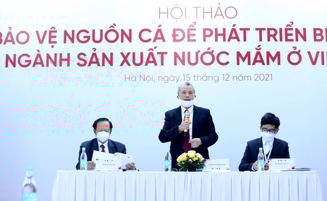 Delegates contribute many ideas to build and sustainably develop the country’s fish sauce industry. Photo: Minh Phuc.