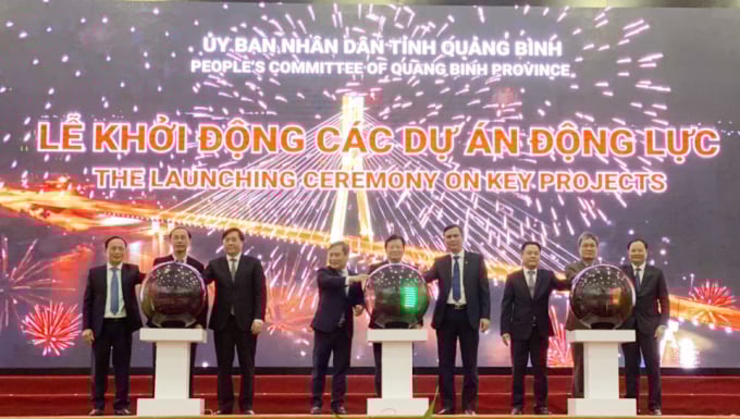 22-182340_327.jpg Quảng Bình khởi động hai dự án động lực của tỉnh. Ảnh: N.Tâm