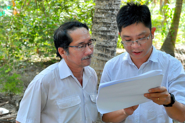 z3089753511881_5b047b5d94815d942a5590aff9f336dd-182038_591.jpg Chuyên gia hướng dẫn cách phòng trị sâu an toàn. Ảnh: TL.
