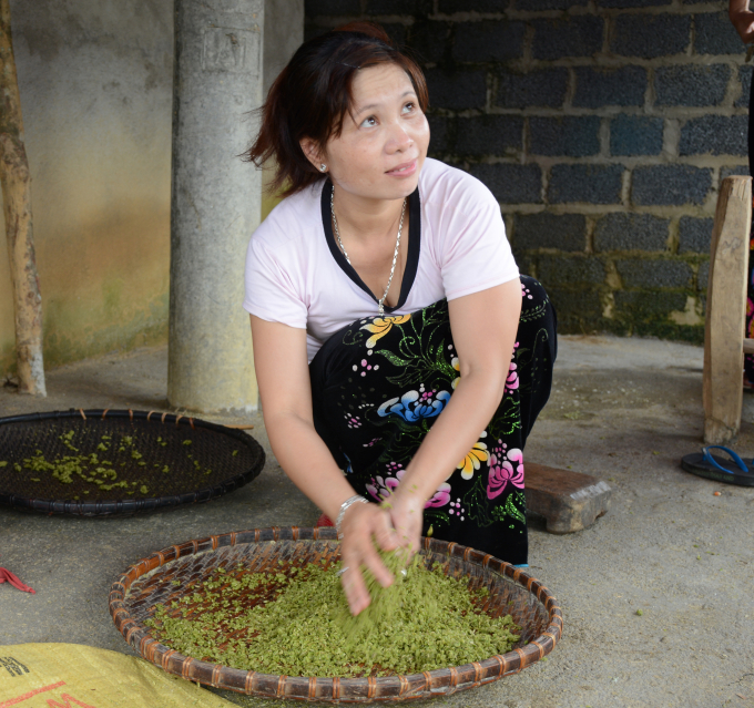 a5-080630_747.jpg Cốm thơm Tú Lệ. Ảnh: Thái Sinh.