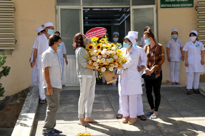 d8ae030825aadef487bb-090015_30.jpg Trước đó, 7 ca nhiễm Covid-19 trên địa bàn tỉnh Bình Thuận đã được công bố khỏi bệnh. Ảnh: NT.