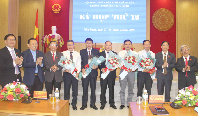 kim-so-175028_822.jpg HĐND tỉnh Khánh Hòa đã bầu bổ sung 2 phó chủ tịch UBND tỉnh cùng các thành viên UBND tỉnh. Ảnh: KN.