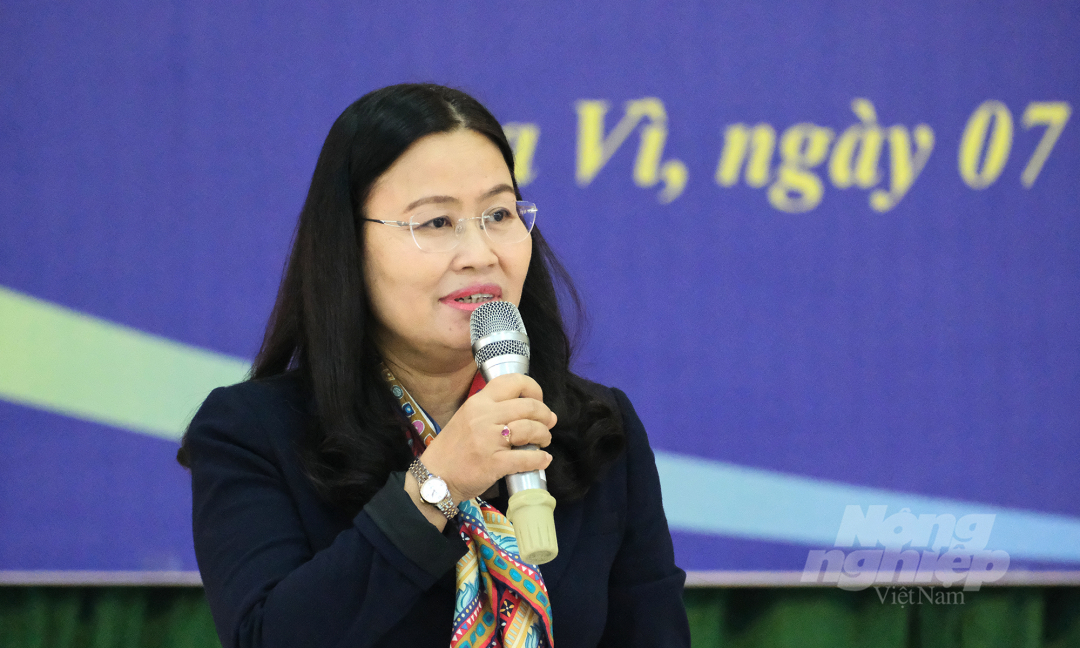 bata9828-145239_390.jpg Bà Nguyễn Thị Thanh Thủy, Vụ trưởng Vụ Khoa học Công nghệ & Môi trường (Bộ NN-PTNT) phát biểu tại hội nghị. Ảnh: Bảo Thắng.