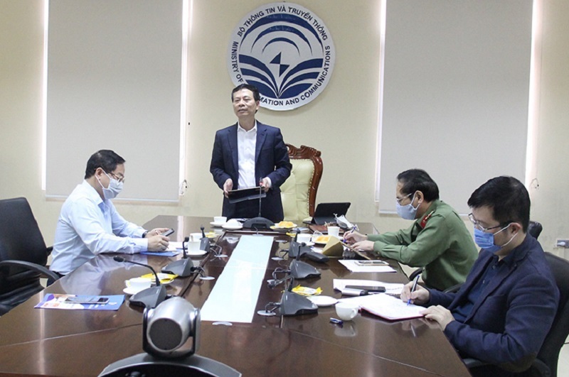 Bộ trưởng Nguyễn Mạnh Hùng phát biểu tại hội nghị. Ảnh: Đức Huy.