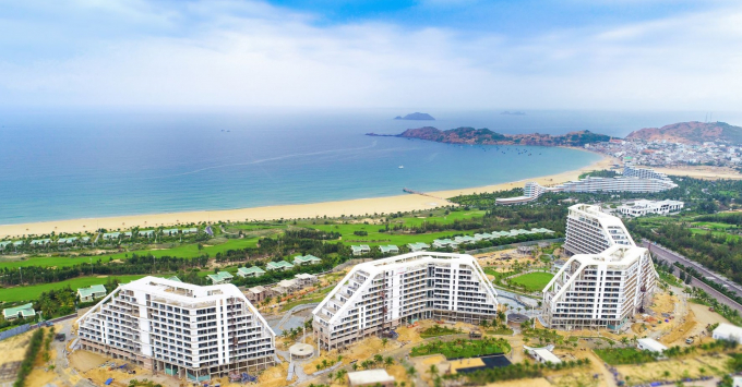 a1-101607_58.jpg FLC Grand Hotel Quy Nhon đang chuẩn bị những khâu hoàn thiện cuối cùng.
