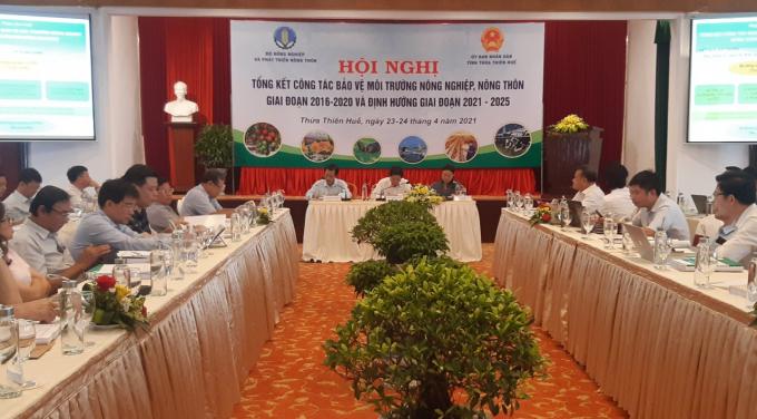 Hội nghị 'Tổng kết công tác bảo vệ môi trường nông nghiệp, nông thôn giai đoạn 2016-2020 và định hướng giai đoạn 2021-2025'. Ảnh: Tiến Thành.