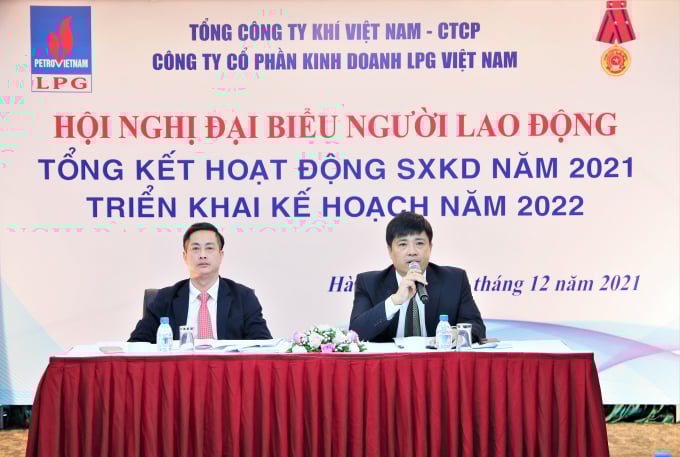 a1-doan-chu-tich-133103_912.jpg Đoàn Chủ tịch điều hành Hội nghị.