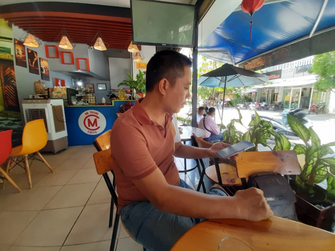anh-1-212315_448.jpg Nhà hàng, quán cà phê, khu tập luyện thể thao, … phải thực hiện giãn cách xã hội. Ảnh: T.T.