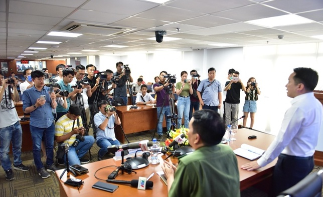 tuan-khi-chong-tra-quyet-liet-buoc-phai-tieu-diet-162349_20200214_441.jpg Có 64 cơ quan báo chí đến dự buổi họp báo. Ảnh: Minh Trường.