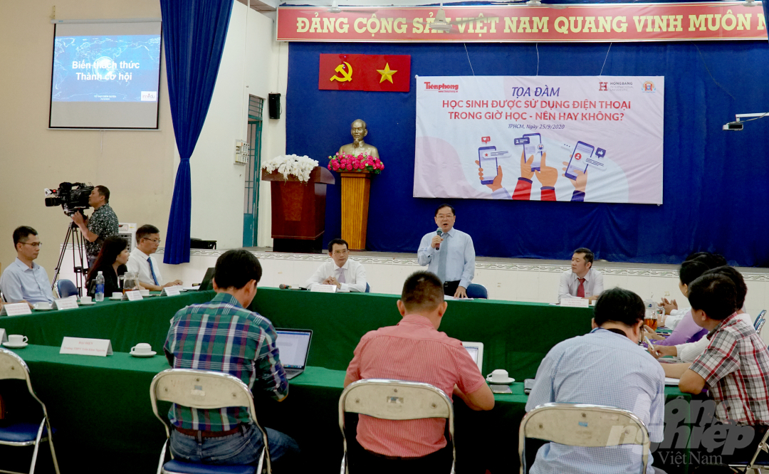 thy09935-132948_72.jpg Nhà báo Lê Xuân Sơn, Tổng biên tập báo Tiền Phong. Ảnh: Nguyễn Thủy.