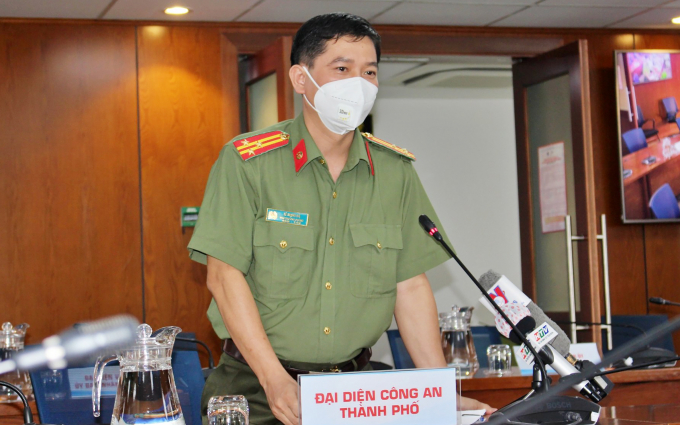 hop-bao-tphcm-3-180018_208.jpg Thượng tá Lê Mạnh Hà, Phó phòng Tham mưu Công an TP.HCM. Ảnh: T.N.