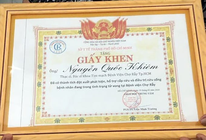274006839_301192568661440_4445557783132143826_n-135606_533.jpg Giả giấy khen của Bệnh viện Chợ Rẫy.