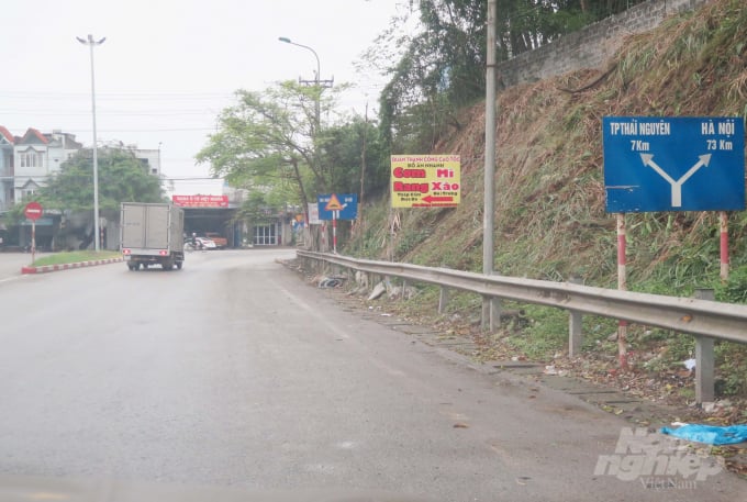 Vị trí chốt phun thuốc tiêu độc khử trùng được dỡ bỏ. Ảnh: Đồng Văn Thưởng.