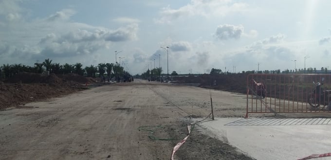 dlv-2-094357_160.jpg Việc xây dựng không phép dự án khủng khiến dư luận cho rằng 'đại gia Dũng Lò Vôi' quá coi thường pháp luật. Ảnh: Đỗ Hưng.