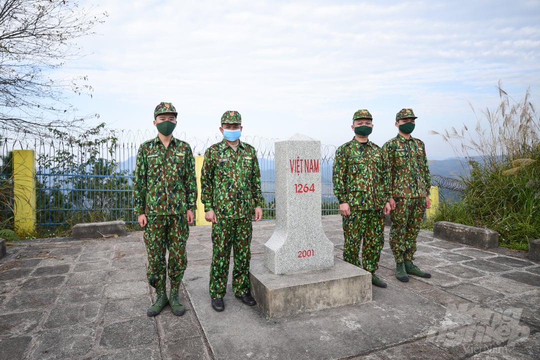 chi-lang-8-113208_312.jpg