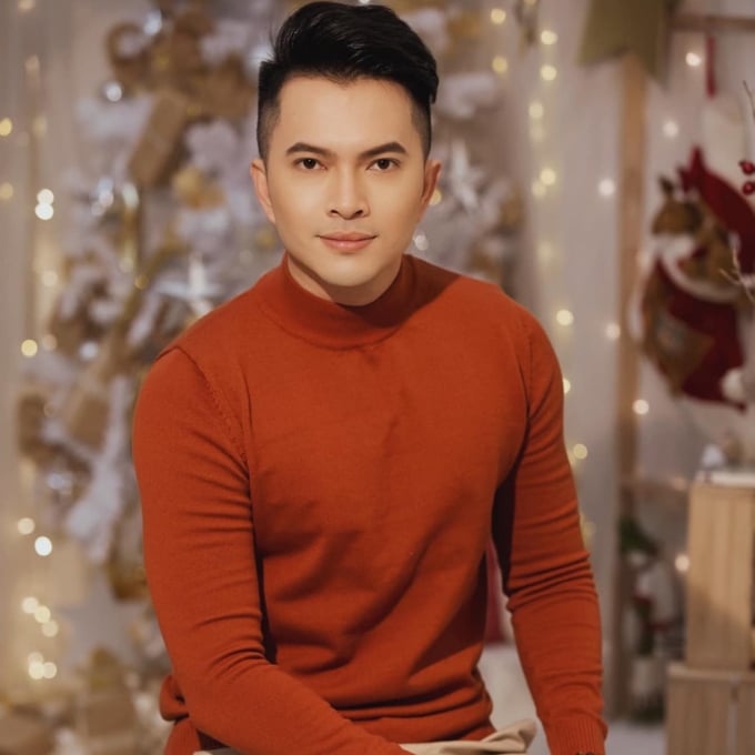 sao-viet-cach-ly-100744_492.jpeg Ca sĩ Nam Cường phải huỷ 2 show diễn tại Đà Nẵng.