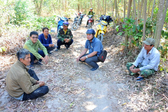 Năm nay ngành kiểm lâm An Giang trang bị cho các địa phương các dụng cụ và phương tiện khá hiện đại, để kiểm soát phòng chống cháy rừng tốt hơn ở các khu rừng đồi núi và đồng bằng.