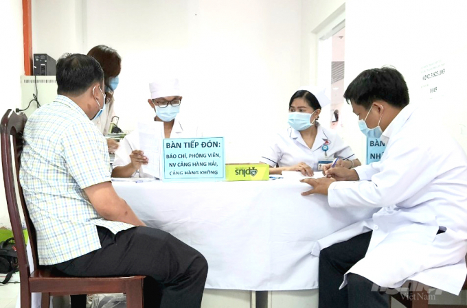 2-1-102545_285.jpg Bệnh viện Đa khoa TP Cần Thơ là một trong 17 điểm tiêm ngừa vaccine Covid-19 cho các đối tượng thuộc nhóm ưu tiên tuyến đầu phòng chống dịch tại TP Cần Thơ. Ảnh: Kim Điều.