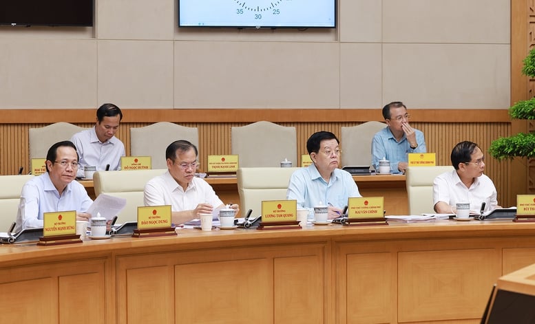 Thủ tướng chủ trì phiên họp Chính phủ chuyên đề pháp luật tháng 7- Ảnh 2.