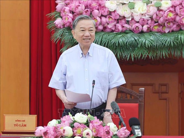 Tổng Bí thư: Tiếp tục chủ động rà soát, hoàn thiện dự thảo các văn kiện Đại hội XIV của Đảng- Ảnh 1.
