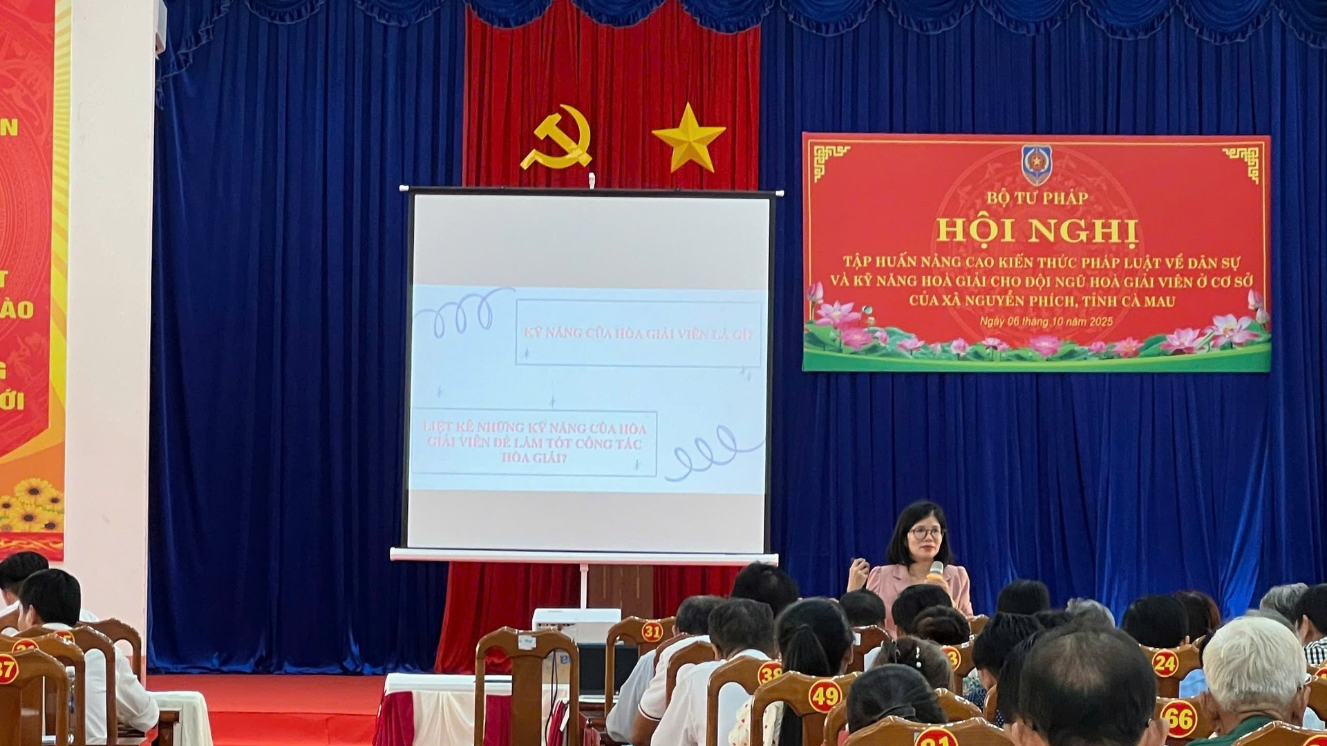Cà Mau: Tập huấn nâng cao kiến thức pháp luật về dân sự và kỹ năng hoà giải ở cơ sở tại xã Nguyễn Phích
