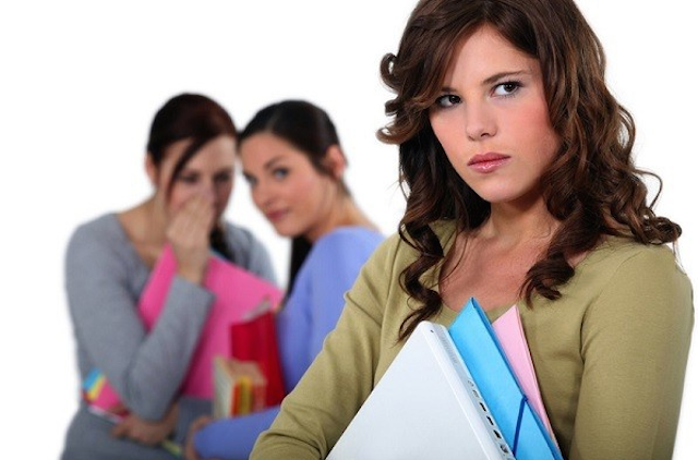 Ghen ghét châm chọc, nói xấu người khác cái gì thì tương lai cũng sẽ phải chịu như thế.