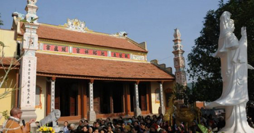 Ngôi chùa được trùng tu lại khang trang