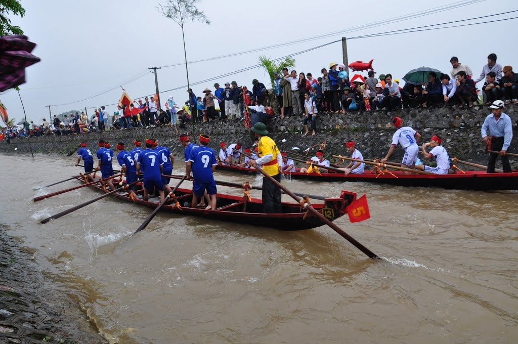 Lễ hội chùa Keo được tổ chức thường niên với nhiều hoạt động văn hóa giúp gắn kết cộng đồng.