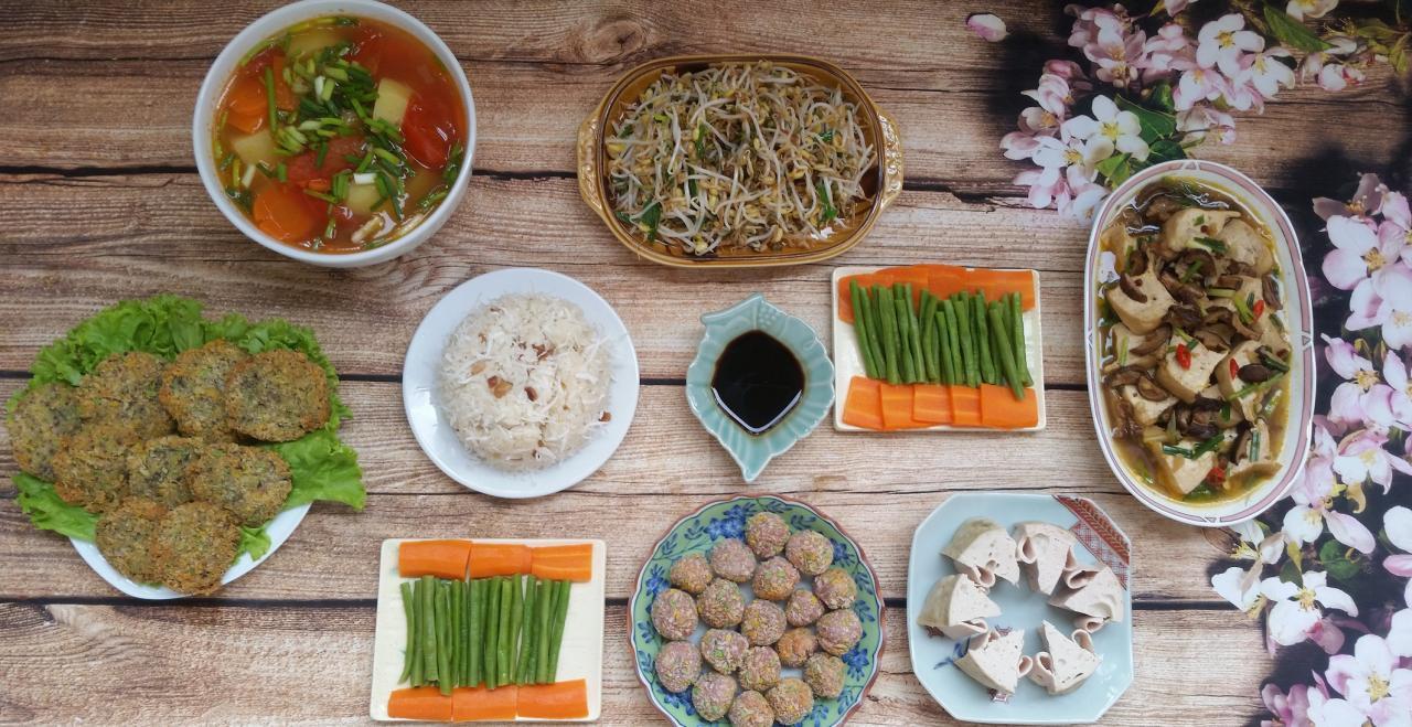 Nghi thức hành trì khi ăn của Phật giáo nói chung và Phật giáo Bắc Tông nói riêng cũng được xem là một nét đặc sắc của văn hóa Phật giáo.