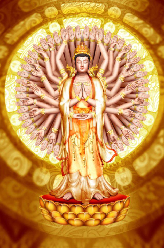 Trong quan niệm của đạo Phật, con số một nghìn biểu trưng cho sự viên mãn, nên hình tượng của Phật bà cũng có đủ nghìn tay nghìn mắt. Về tổng thể, trong các đền chùa, Phật bà thường được tạo tác với 40 tay lớn và 960 tay nhỏ, trong mỗi lòng bàn tay đều có một con mắt. Ảnh minh họa